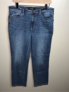 Judy Blue Medium Blue Straight Fit Denim Jeans 15/32